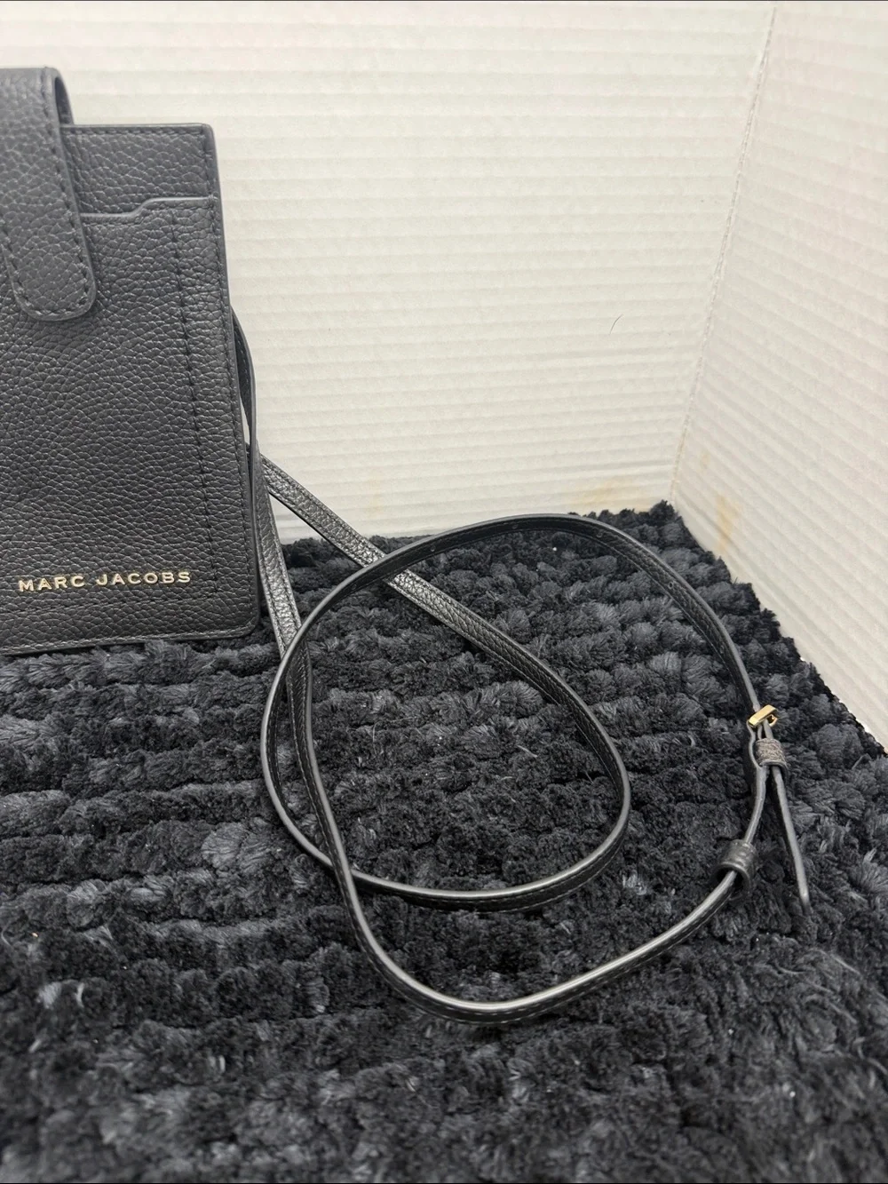 Marc Jacobs Black Pebbled Leather Crossbody Phone Pouch with Gold Logo
